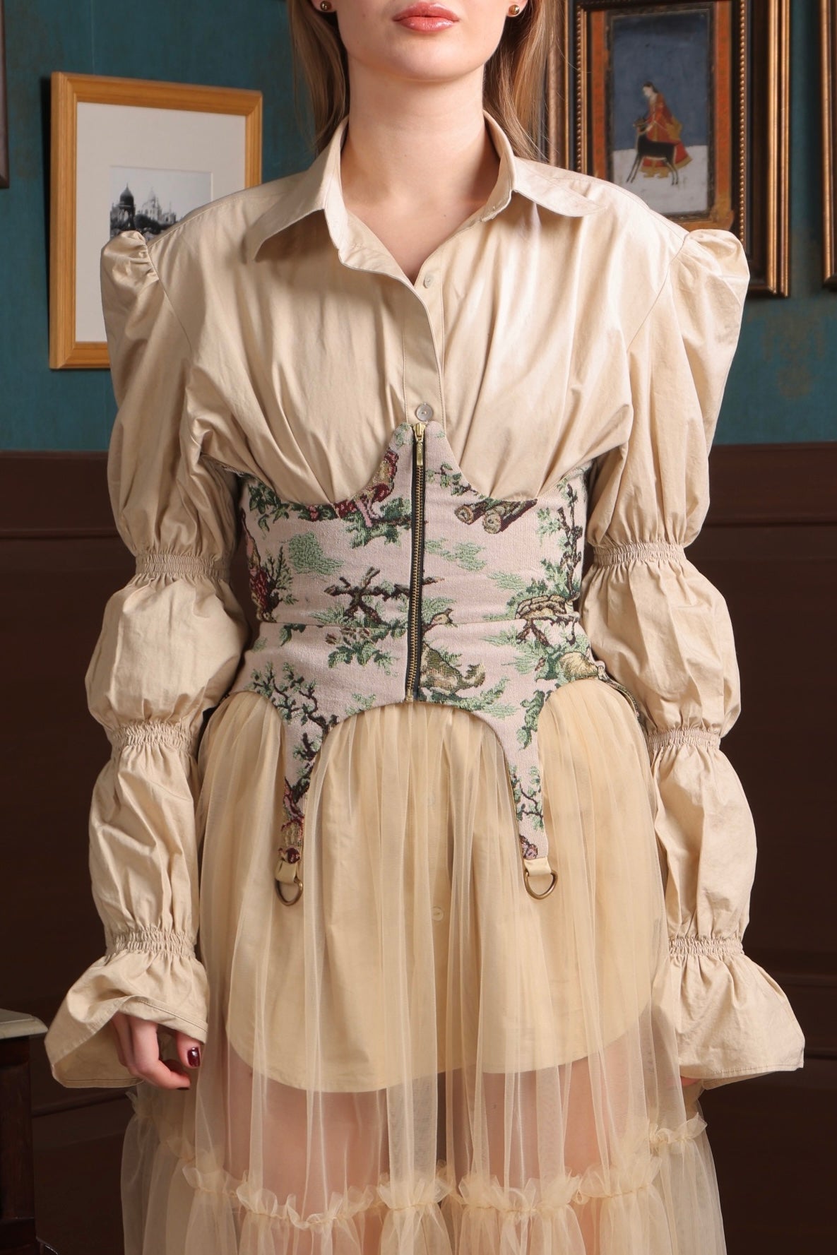 BEIGE BUBBLE SLEEVE COTTON SHIRT