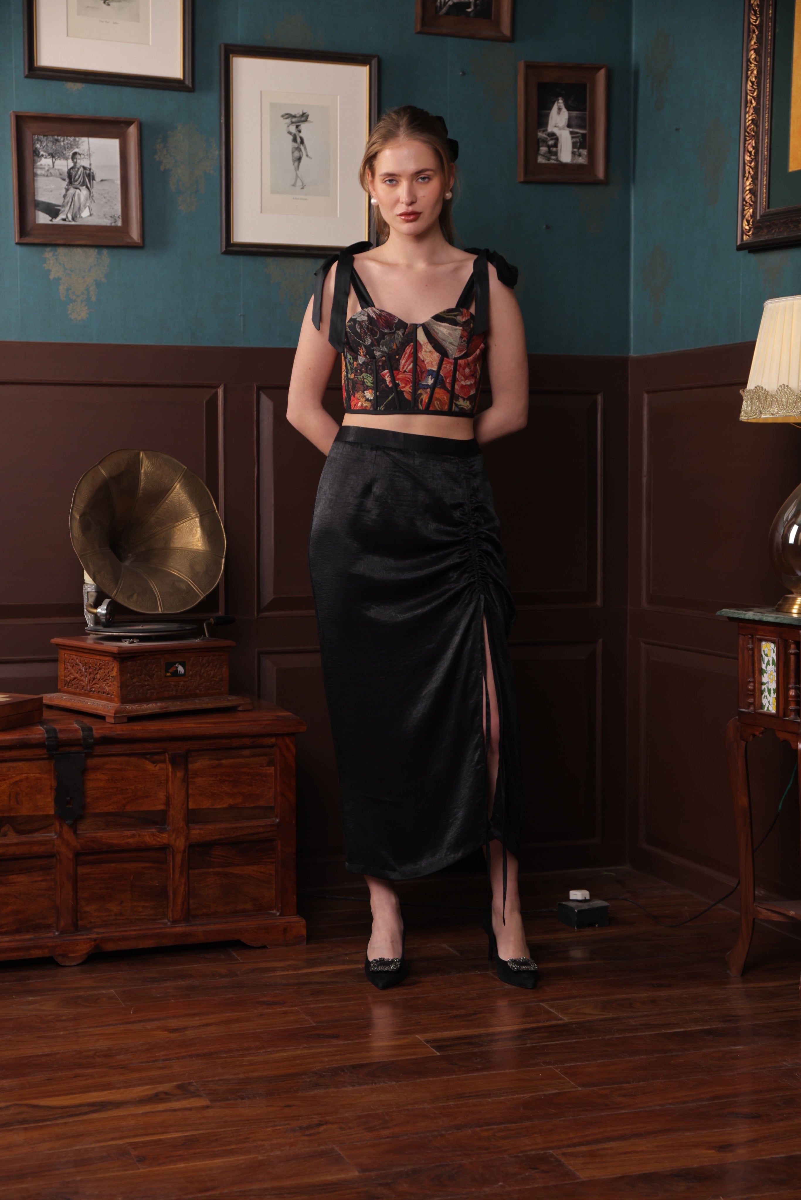 SHADOW SONATA SKIRT SET