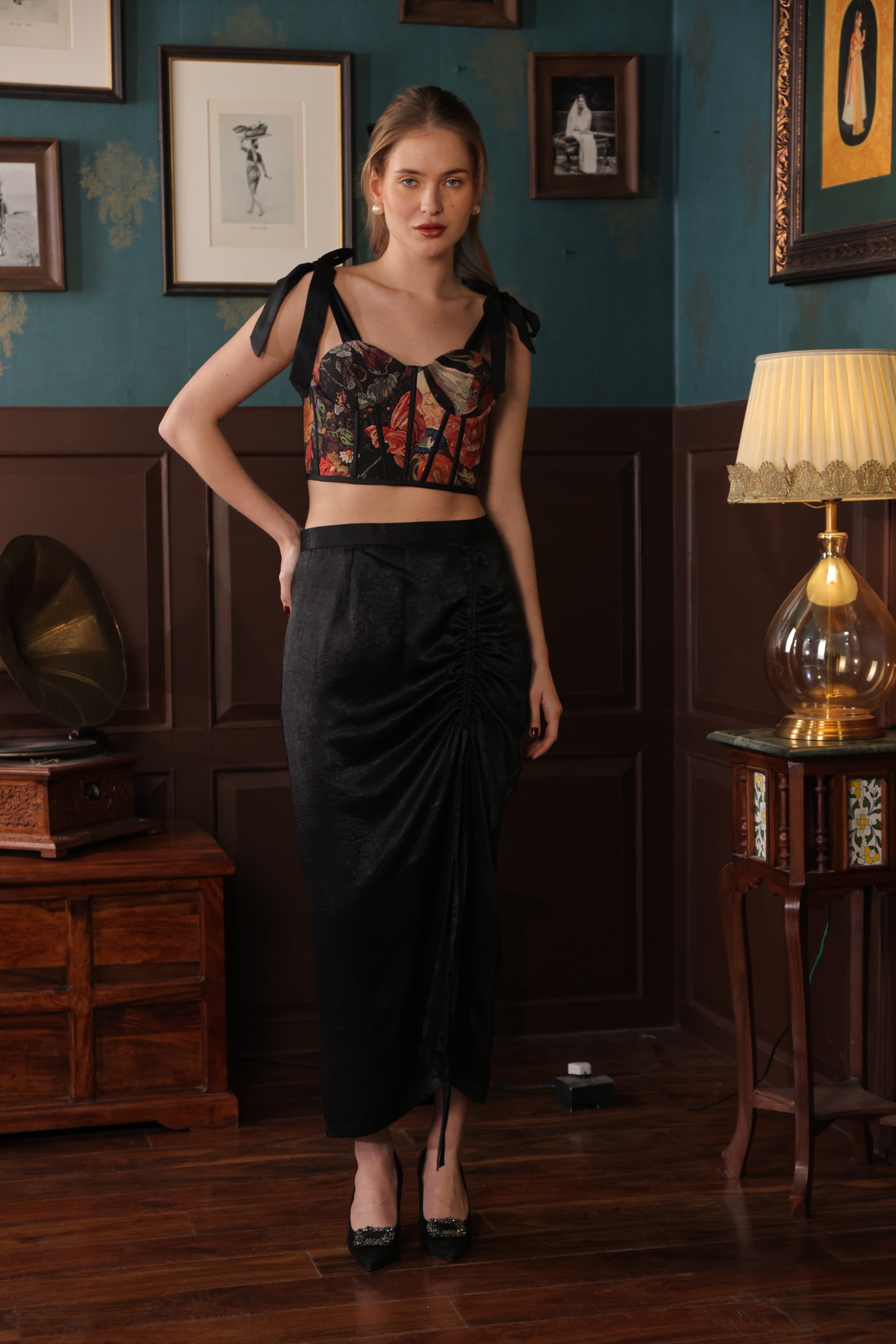 SHADOW SONATA SKIRT SET