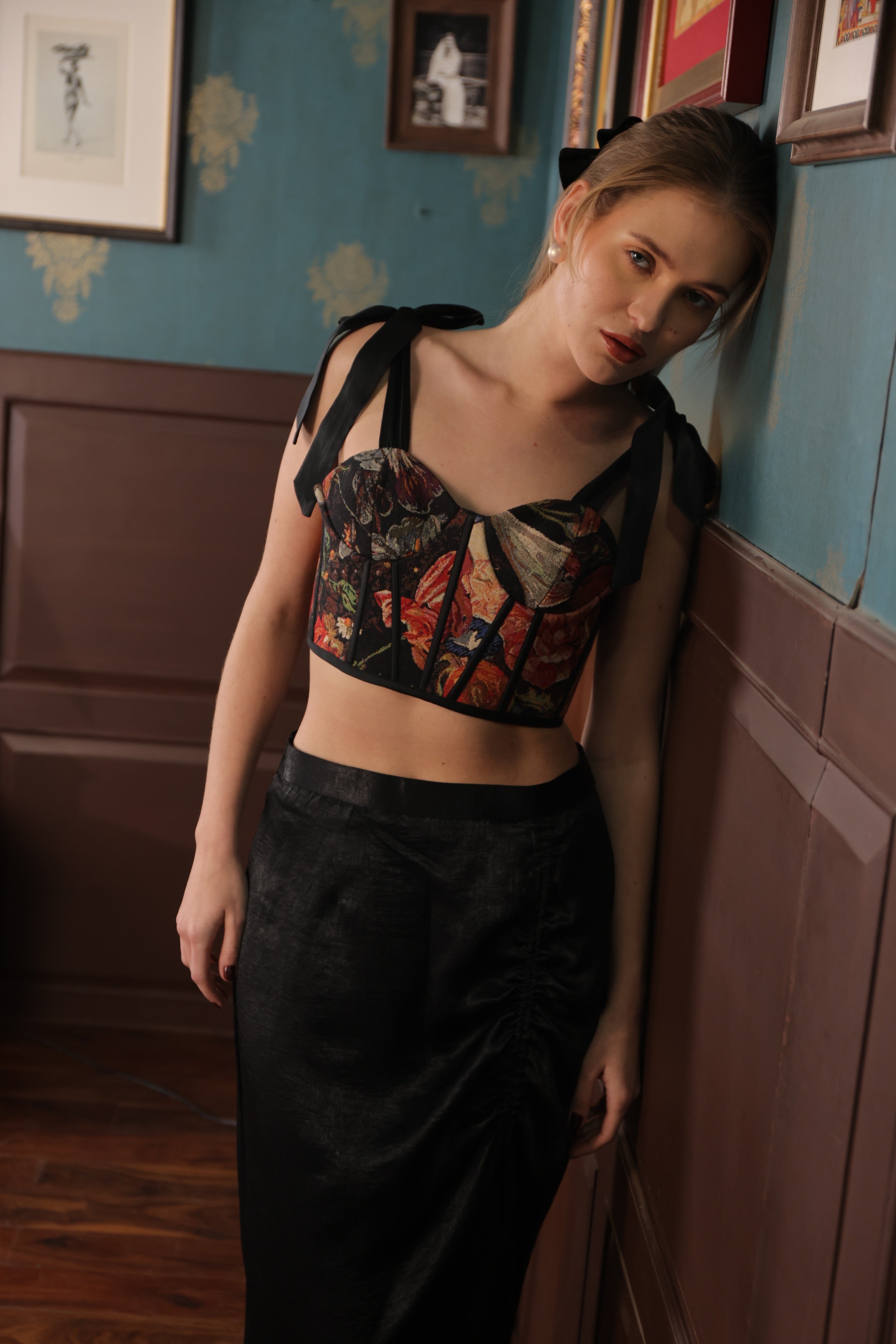 SHADOW SONATA SKIRT SET