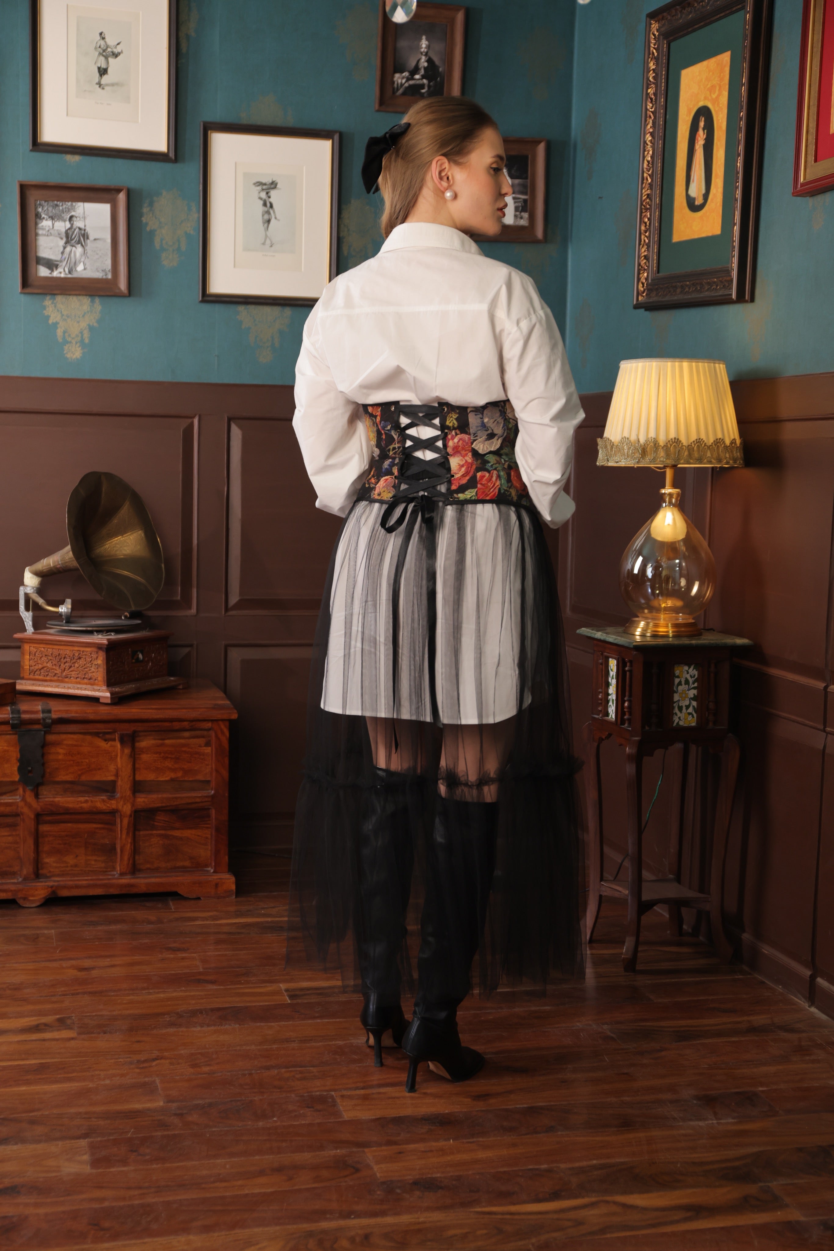 BLACK MUSE SKIRT SET