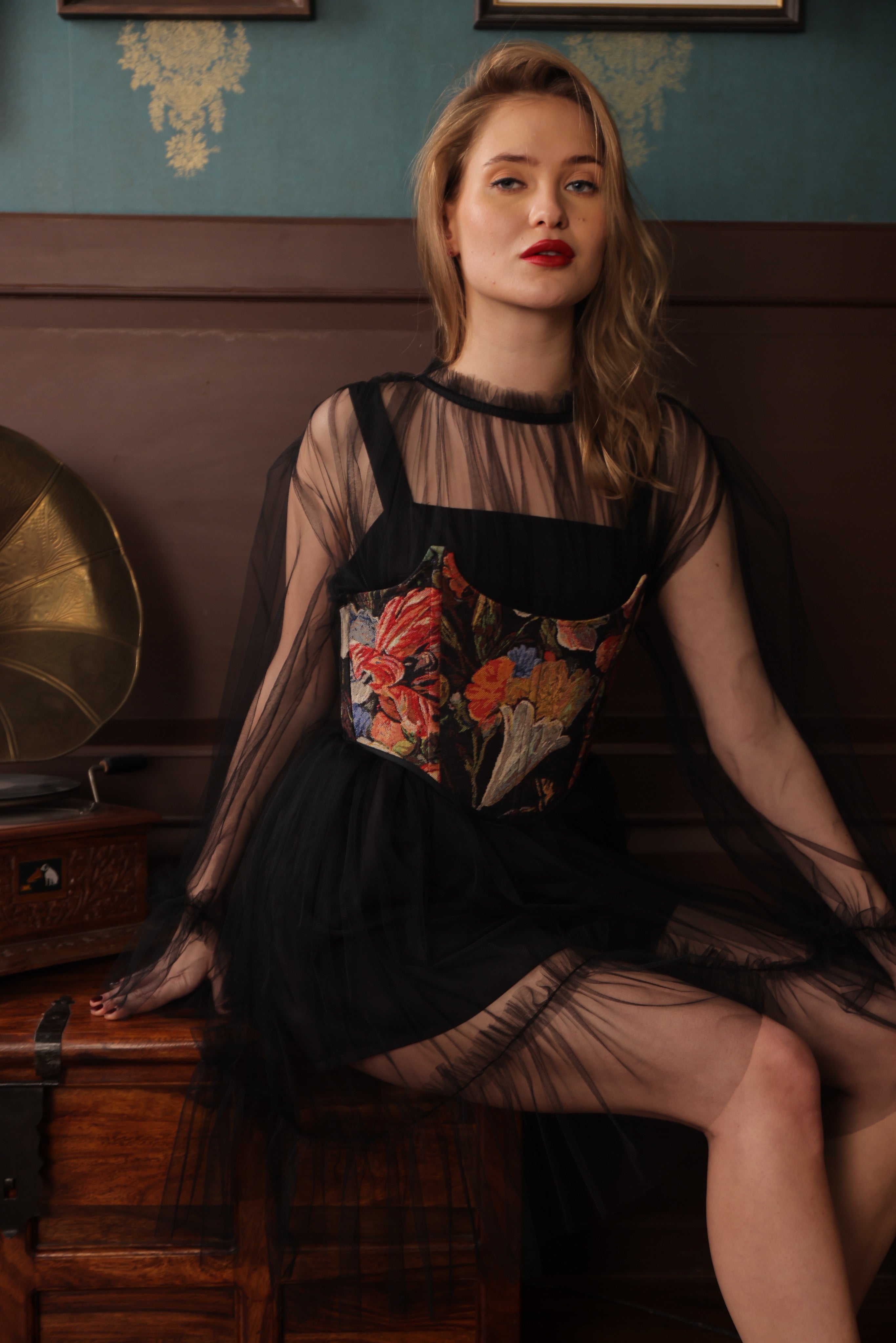 MIDNIGHT RUFFLE CORSET DRESS SET