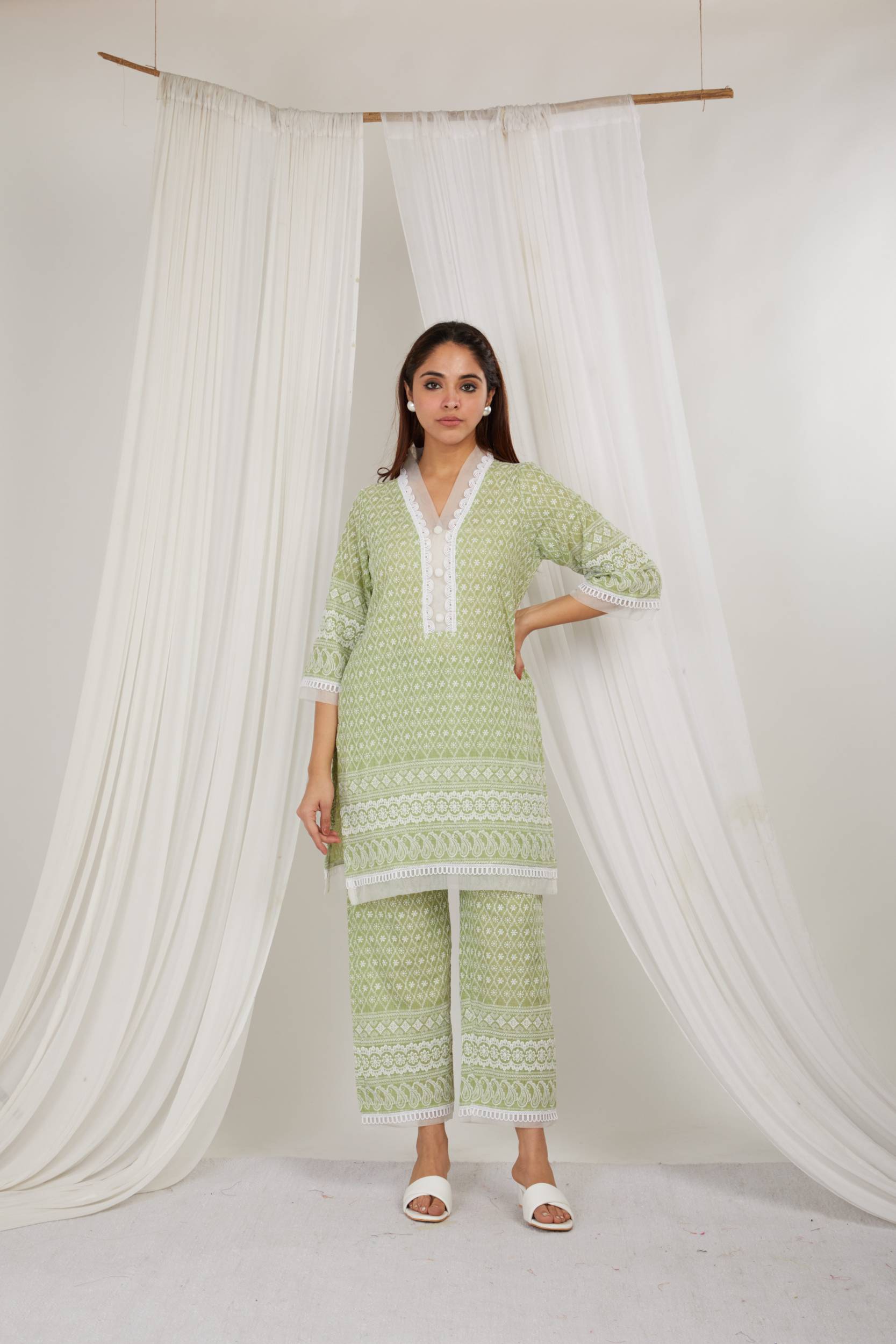AVOCADO THREAD EMBROIDERED COTTON CO ORD - SET OF 2
