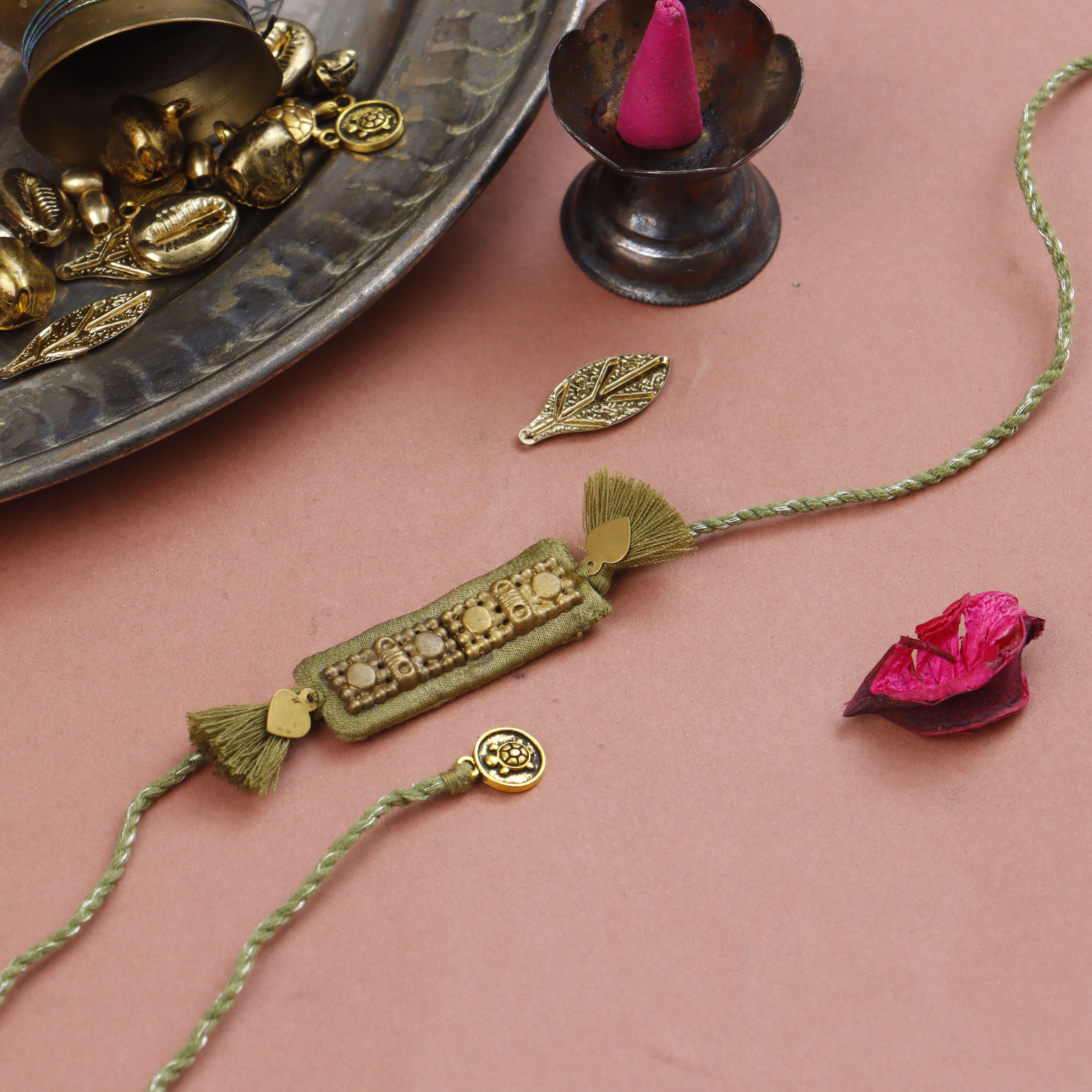 REGAL RECTANGULAR RAKHI - Set of 6