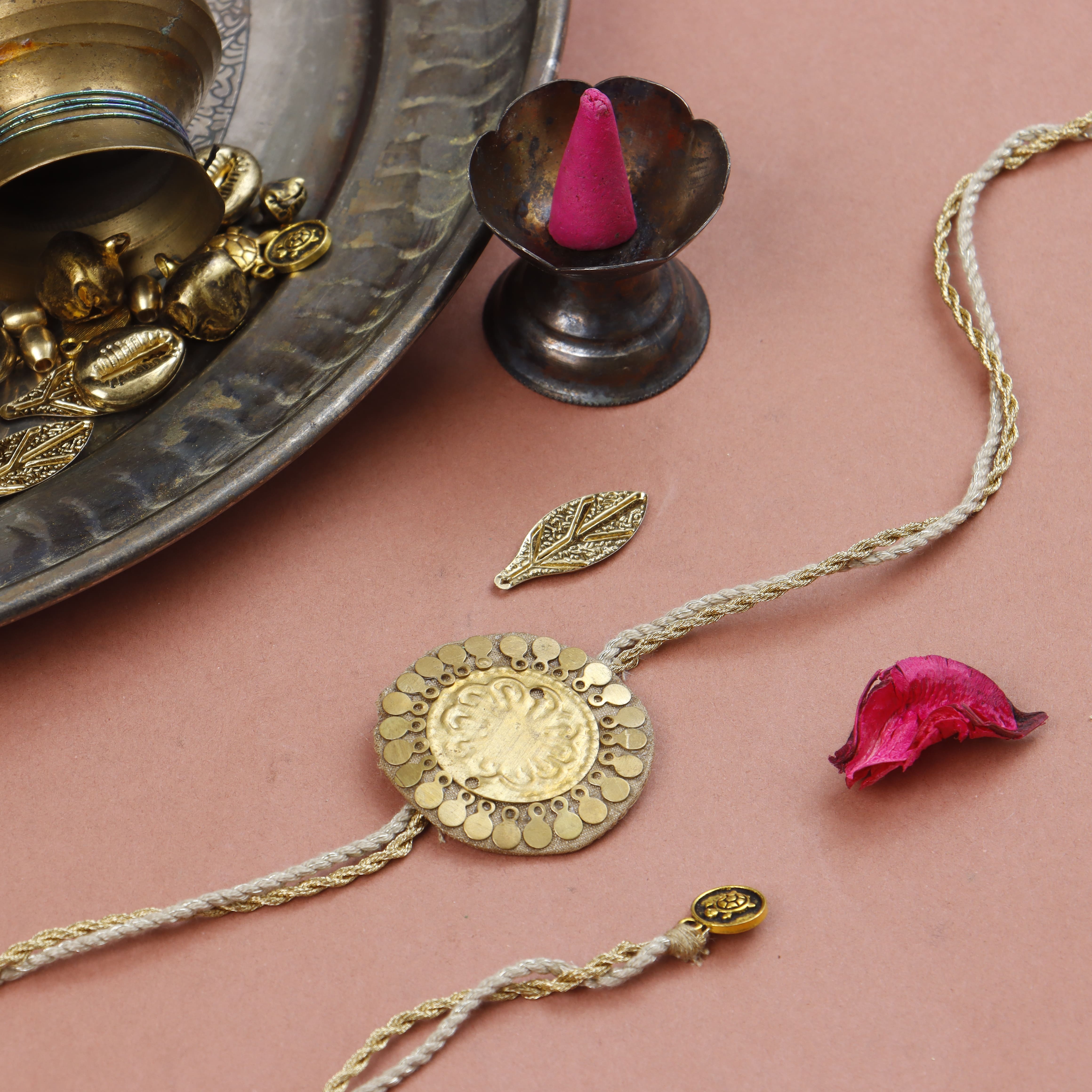 SUNLIT ROUND RAKHI - Set of 2