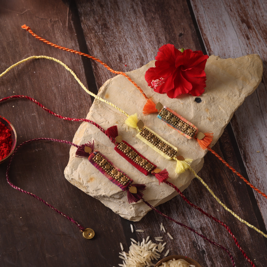 REGAL RECTANGULAR RAKHI - Set of 4
