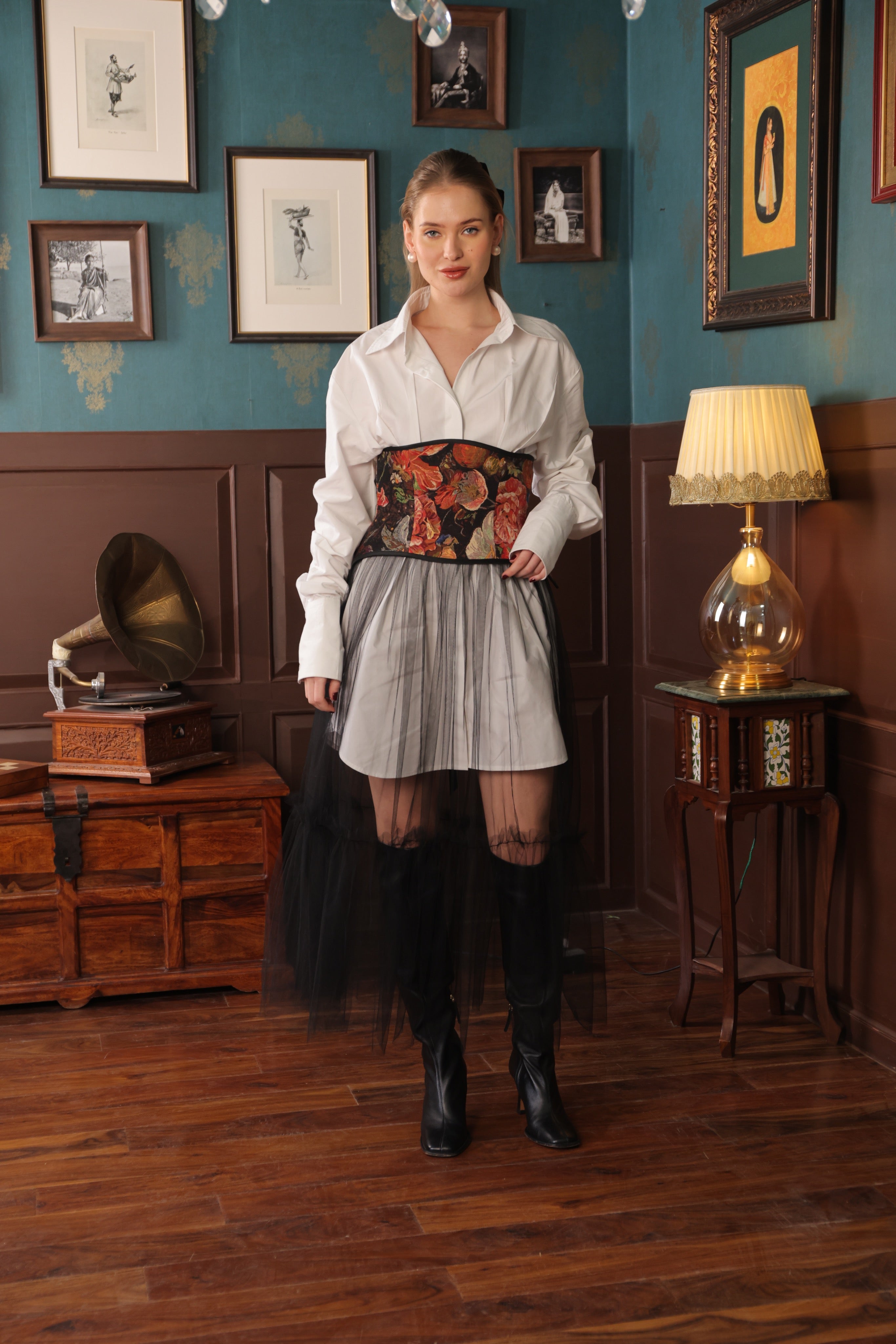 BLACK MUSE SKIRT SET