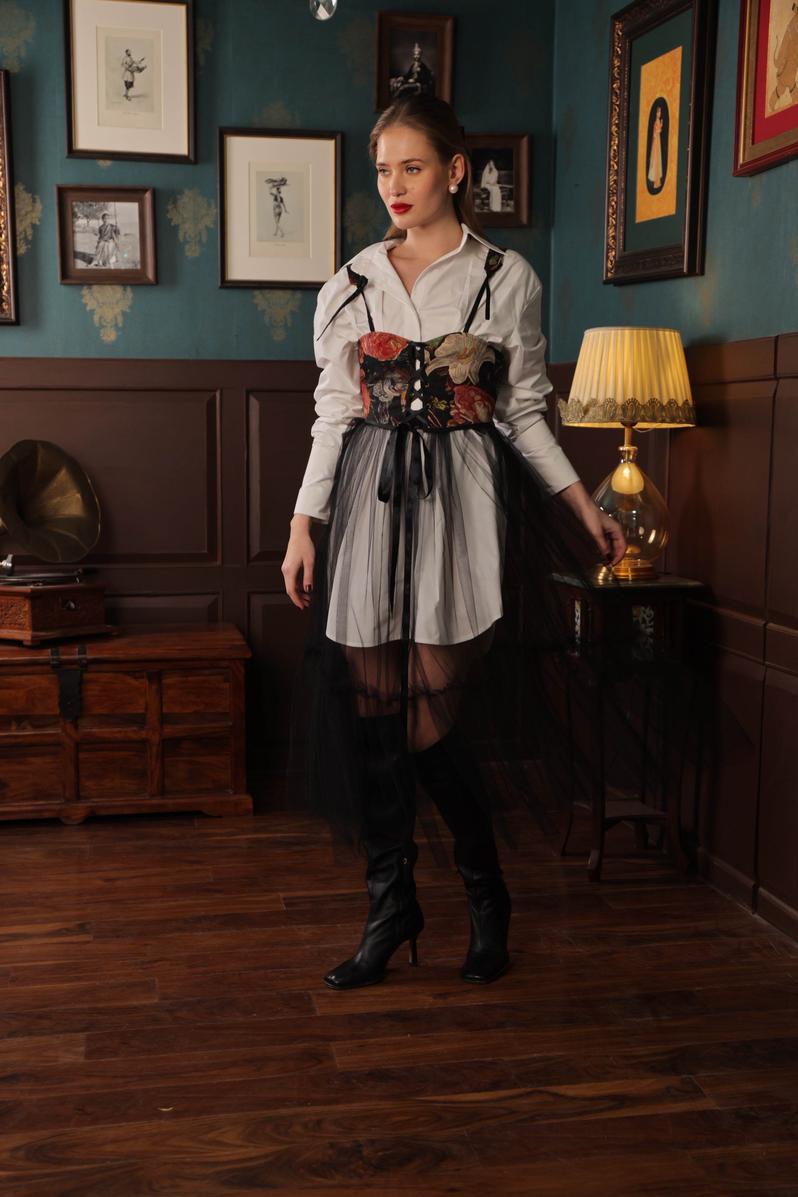 DARK PETAL SKIRT SET