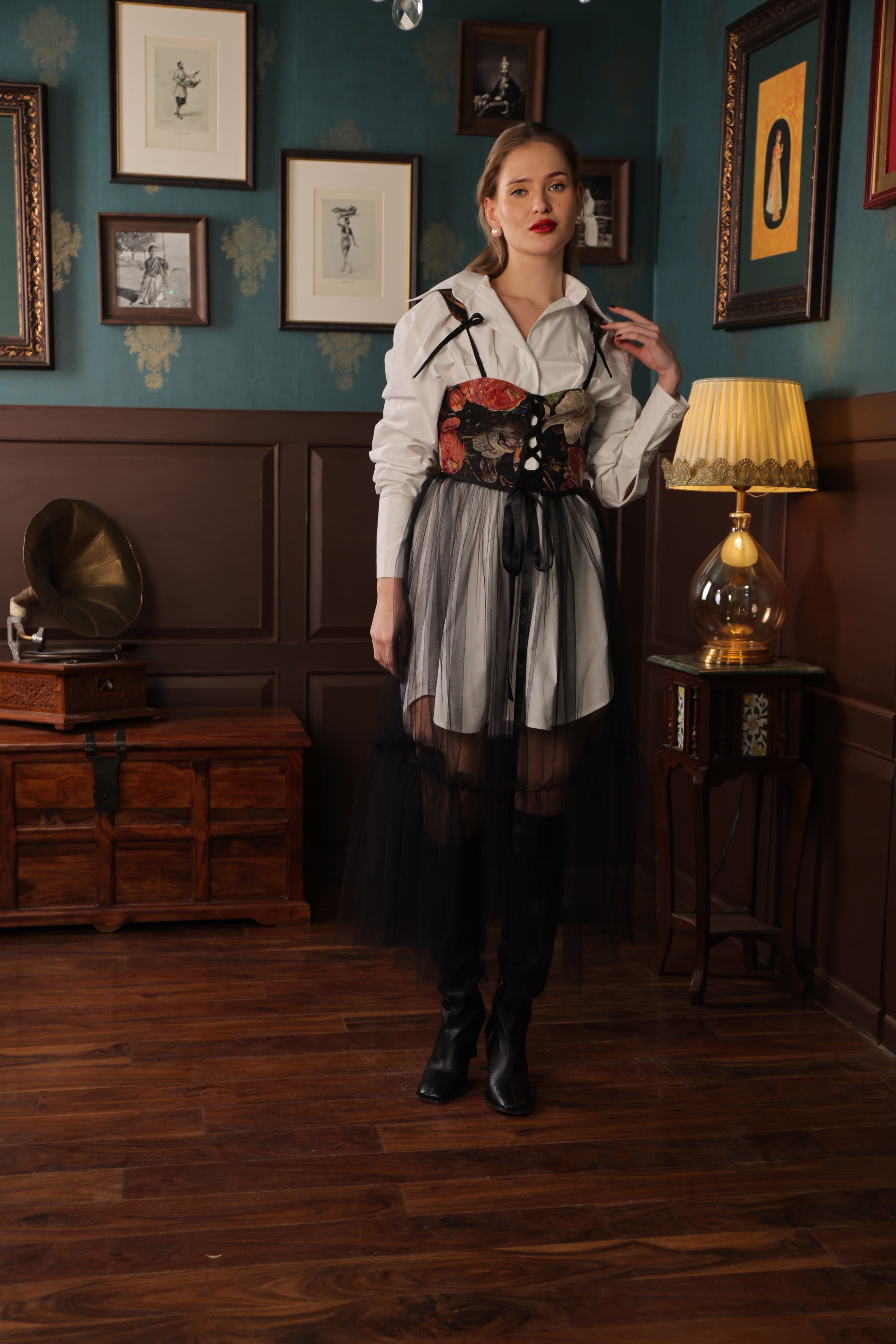 DARK PETAL SKIRT SET