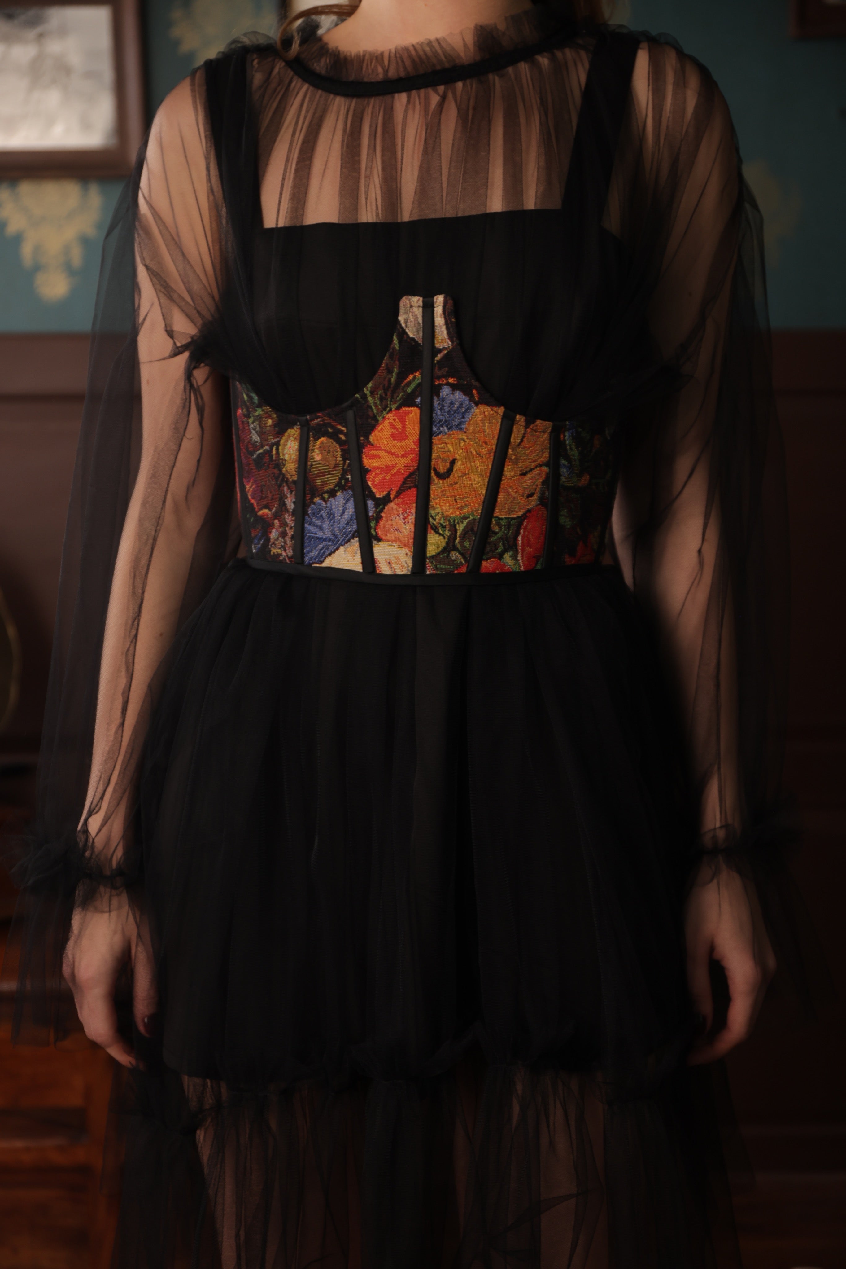 SHADOW CORSET RUFFLE DRESS SET