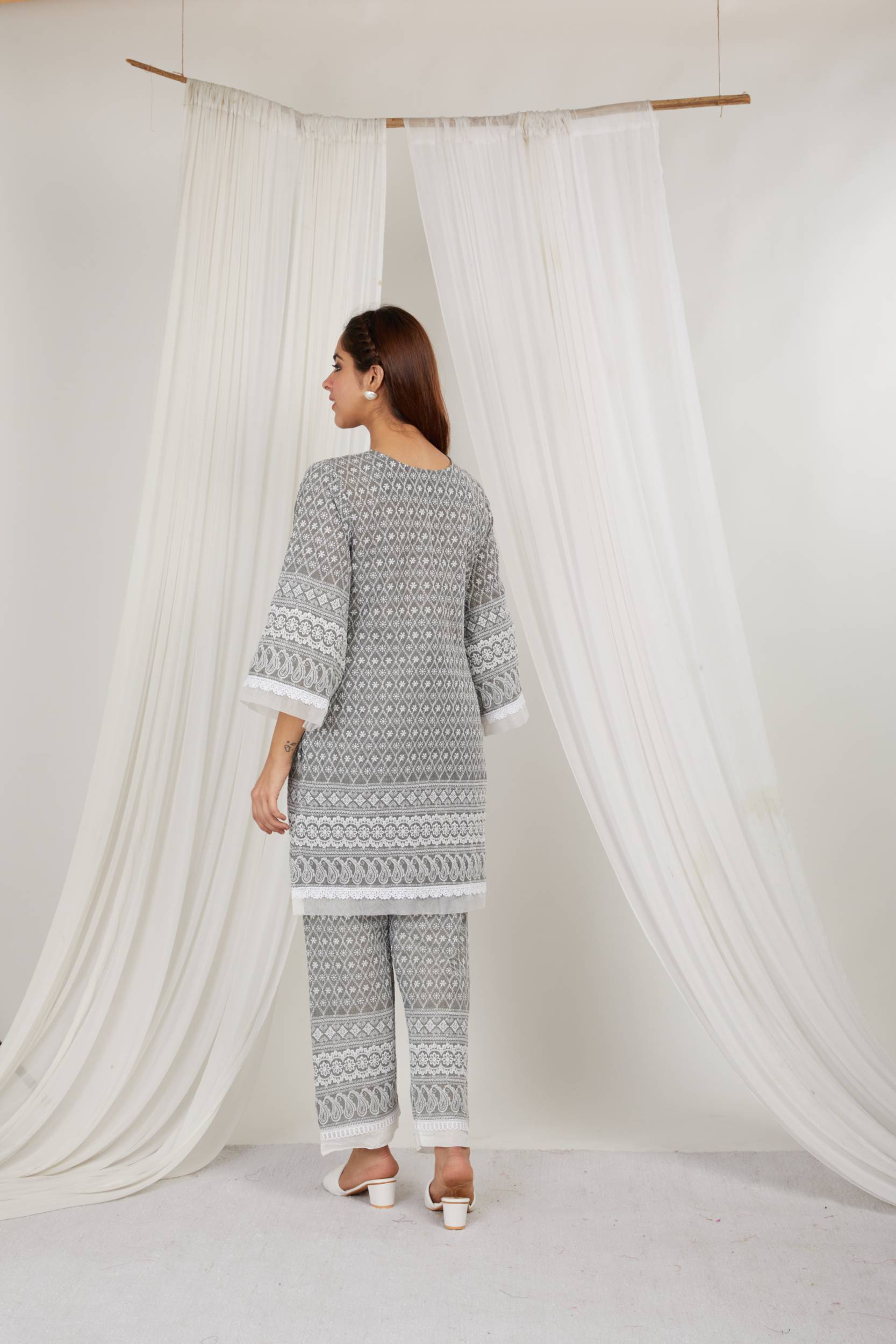 JAMUN THREAD EMBROIDERED COTTON CO ORD - SET OF 2