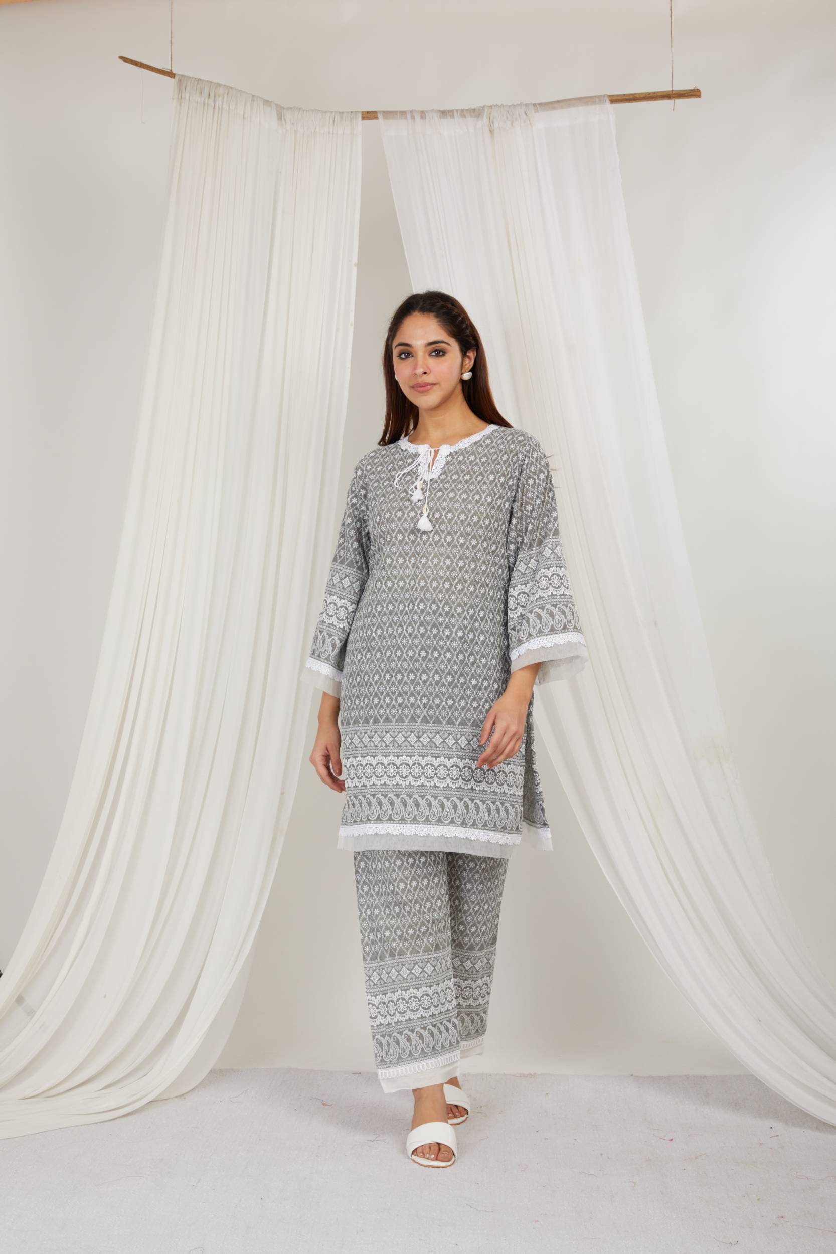 JAMUN THREAD EMBROIDERED COTTON CO ORD - SET OF 2