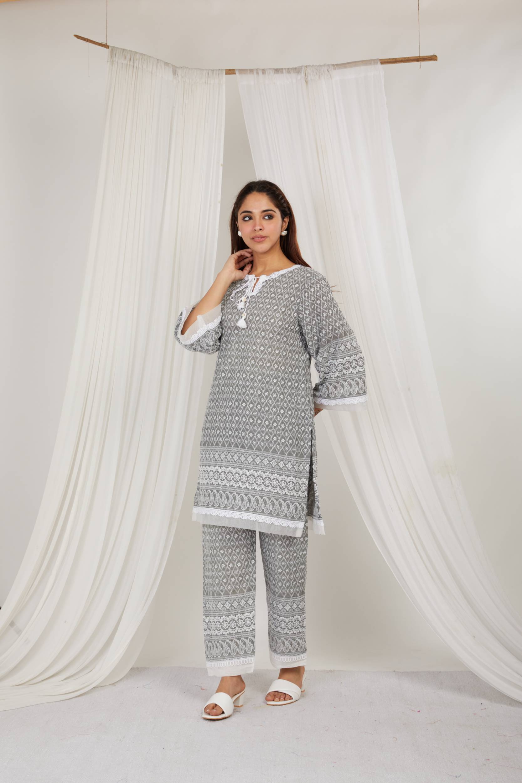 JAMUN THREAD EMBROIDERED COTTON CO ORD - SET OF 2