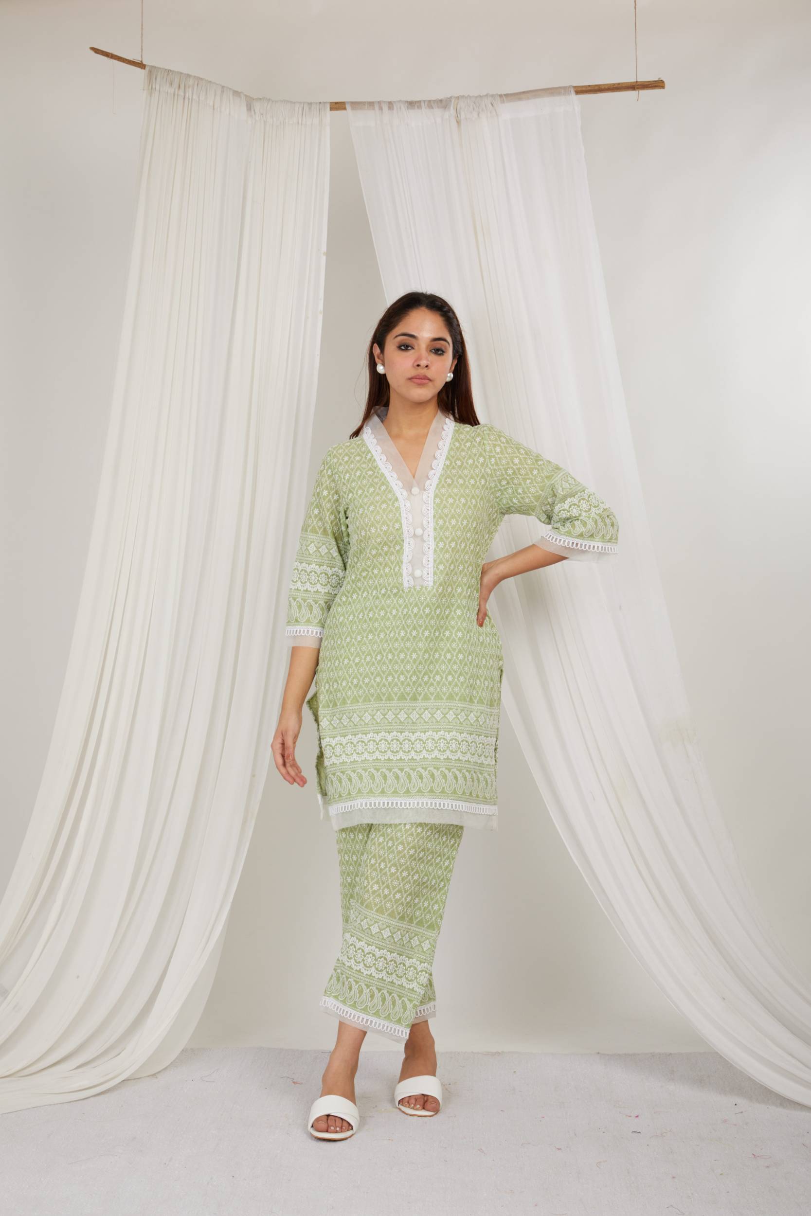 AVOCADO THREAD EMBROIDERED COTTON CO ORD - SET OF 2
