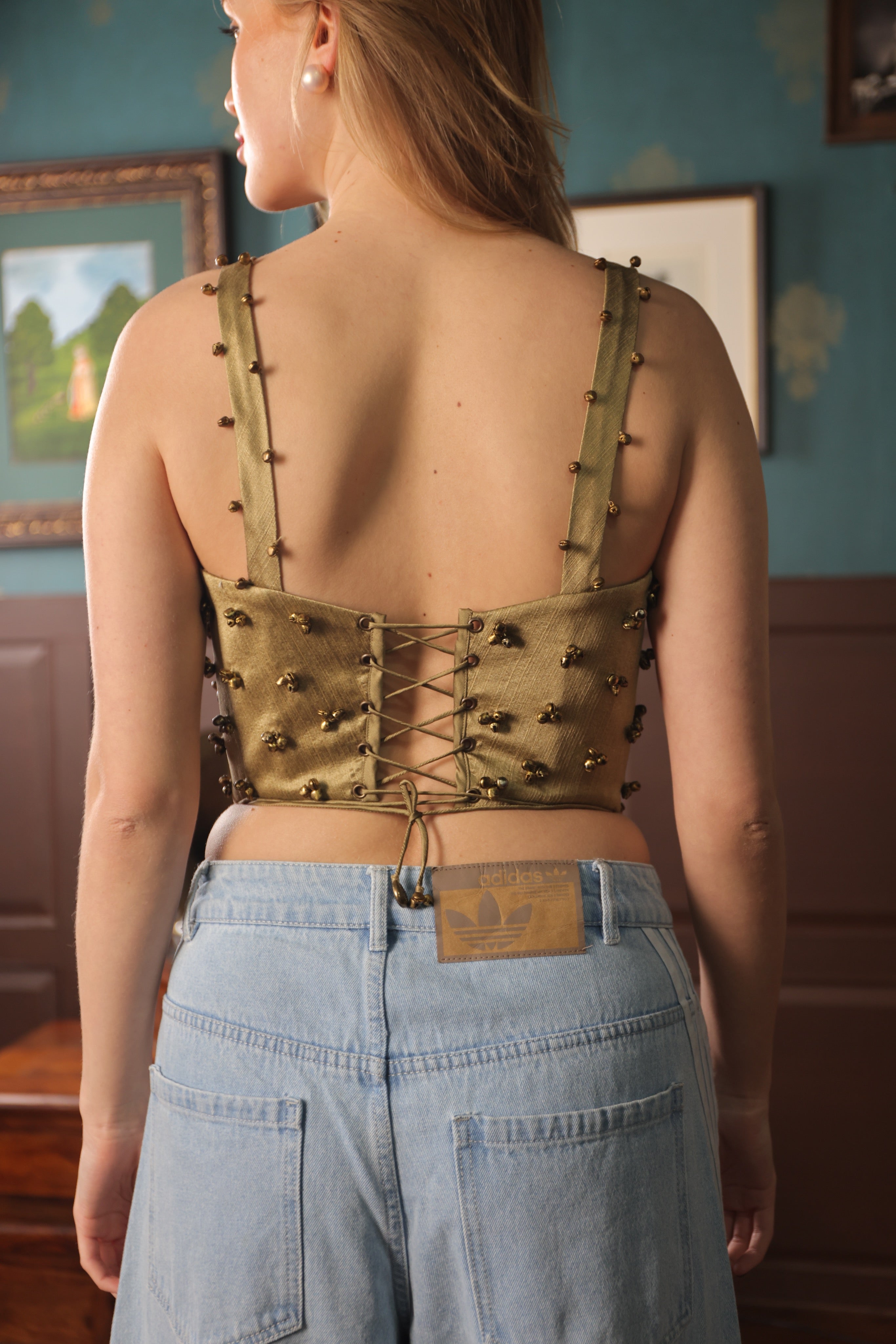 QUEEN'S ARMOUR CORSET