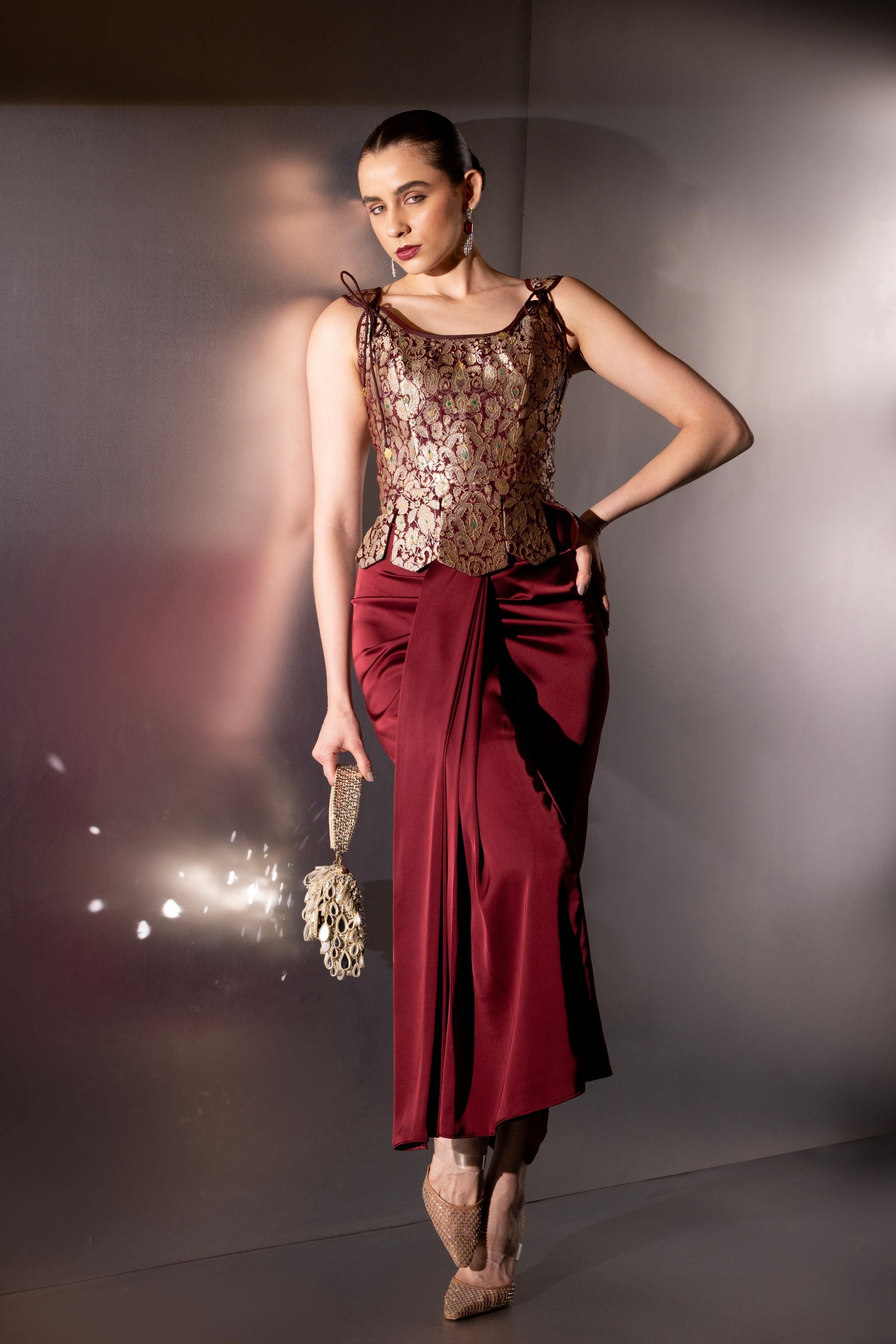 Valencia Scalloped Corset