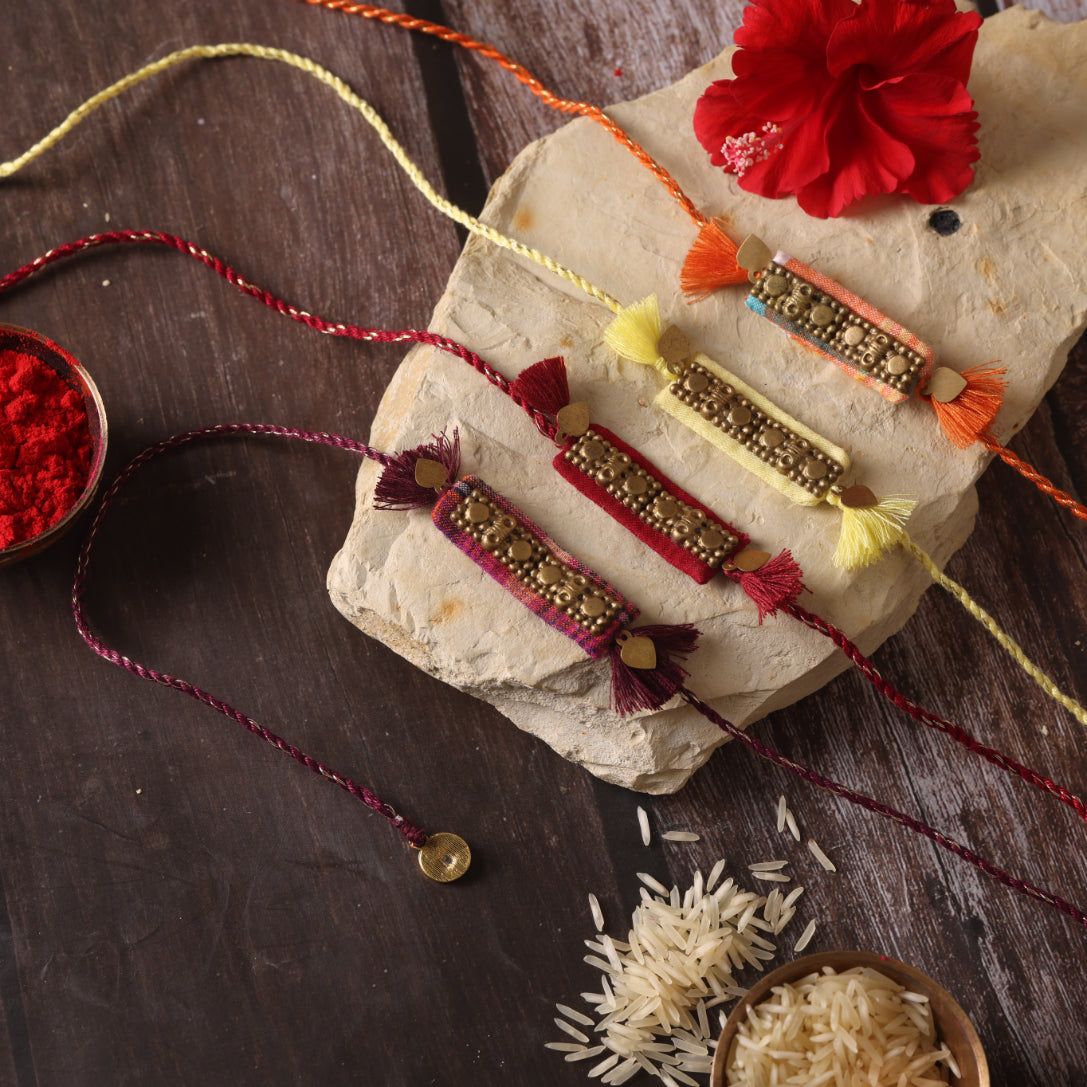 REGAL RECTANGULAR RAKHI - Set of 4
